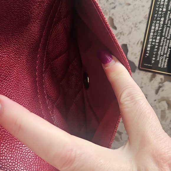 Chanel Caviar Skin Chain Shoulder Bag - Picture 11 of 17